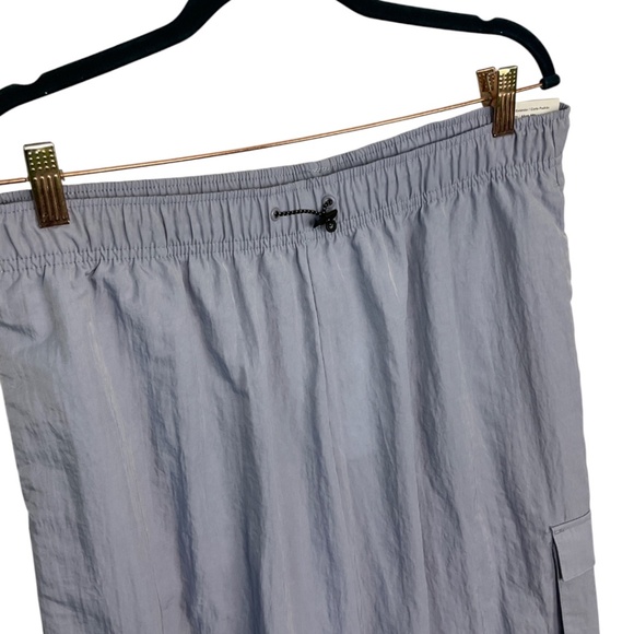 Nike Women's Woven Cargo Pants NWT - Picture 2 of 6